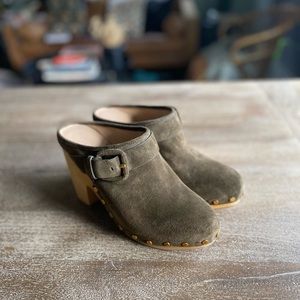 Veronica Beard "Dacey" buckle clogs | 9M
